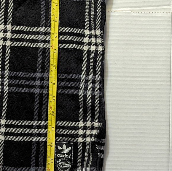 Adidas Women's Button down black & white plaid long sleeve 100% cotton - Picture 9 of 9